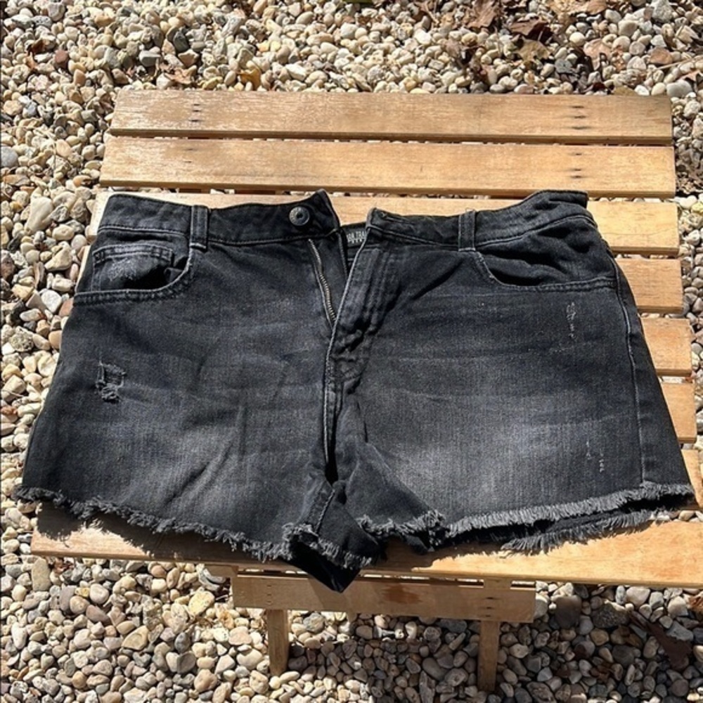 Zara Trafaluc Denim Distressed Shorts Black